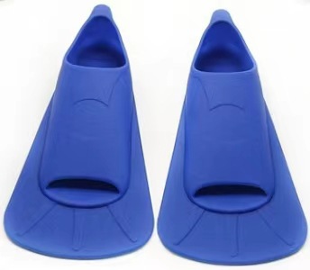 群众体育蓬勃开展 体育产业活力十足