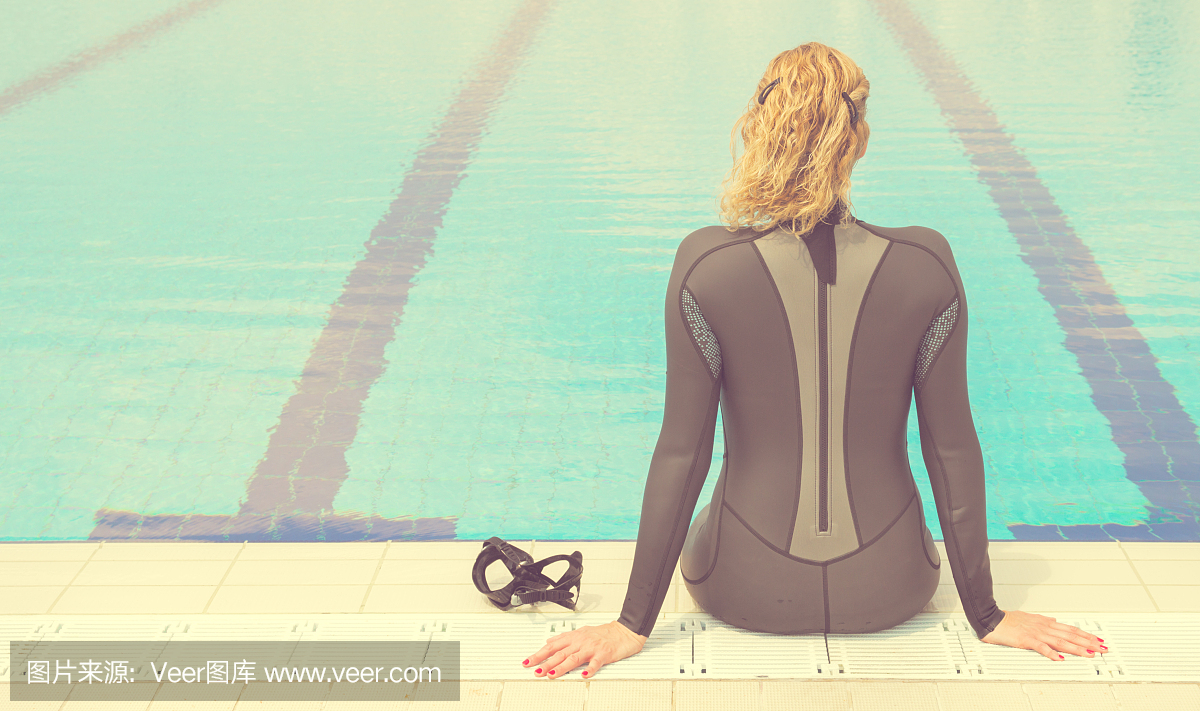 深圳泳池惊现00后王者：18岁少年用最后400米绝杀卫冕冠军