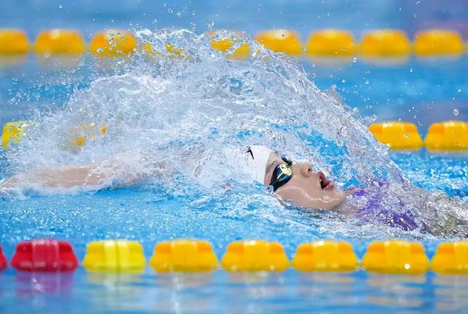 狗刨竟然属于自由泳为什么比赛中没人用?游泳姿势有几种(图5)