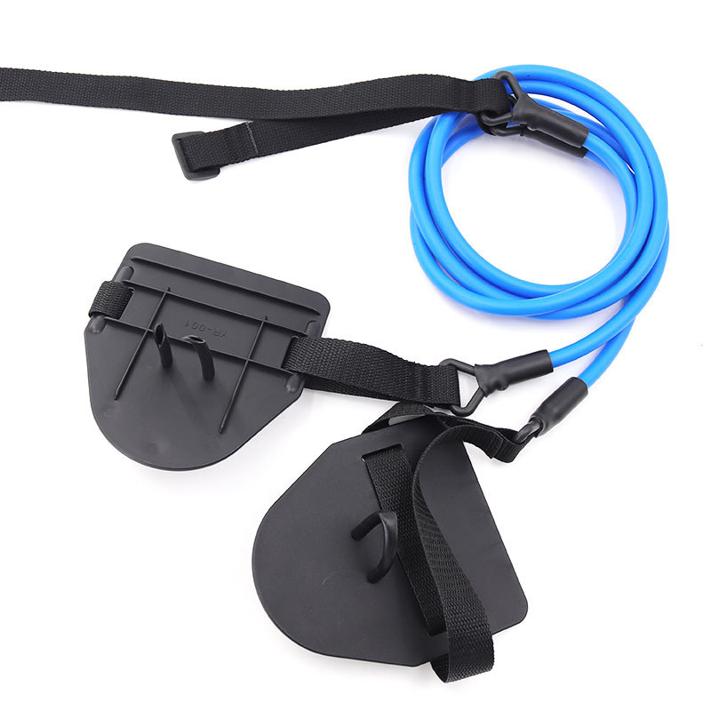 在疲惫中迎接挑战：游泳训练中的极限突破经验