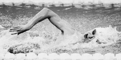 在举行第一届现代奥运会时游泳就被列为竞赛项目之一。()(图1) 在举行第一届现代奥运会时游泳就被列为竞赛项目之一。()